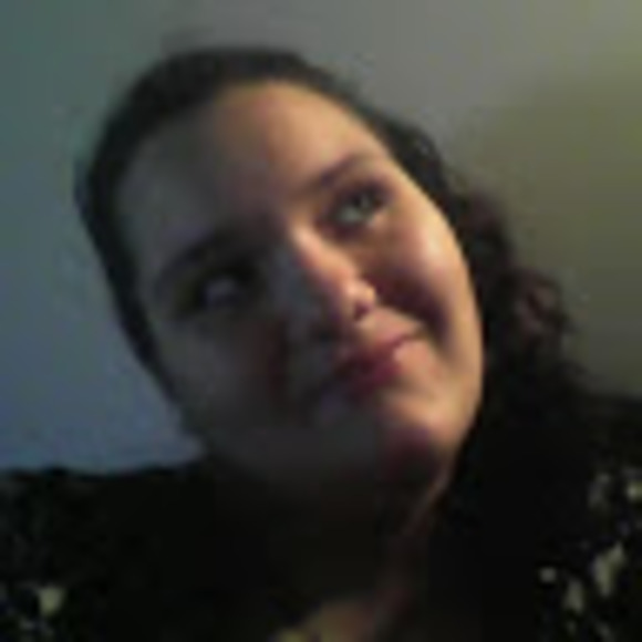 Meet your Posher, Sierra - Picture 1 of 1